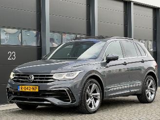 occasion passenger cars Volkswagen Tiguan 2.0 TDI R-Line Head-Up Camera Pano Clima 2021/6