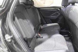 Audi Q3  picture 13