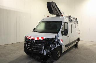 uszkodzony samochody osobowe Renault Master  2022/3