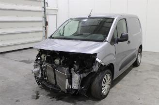Coche accidentado Peugeot Partner  2018/11