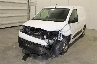 krockskadad bil auto Citroën Berlingo  2020/9