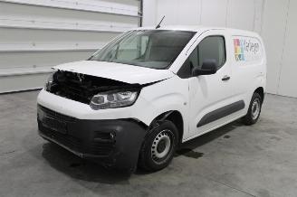 krockskadad bil auto Citroën Berlingo  2019/5