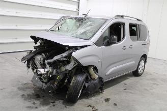 Autoverwertung Opel Combo  2022/12