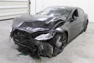 Schadeauto Tesla Model S  2015/3