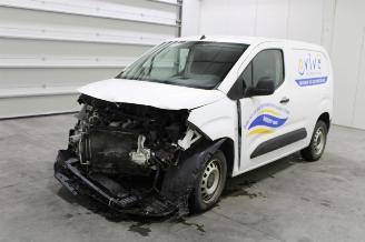 Coche accidentado Peugeot Partner  2022/9
