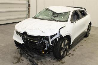 krockskadad bil auto Renault Mégane Megane 2022/7