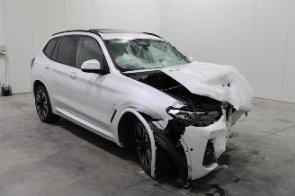 BMW iX3  picture 2