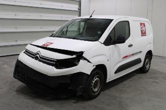 Salvage car Citroën Berlingo  2020/6