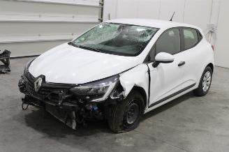 Schadeauto Renault Clio  2022/6