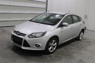 Coche siniestrado Ford Focus  2012/7