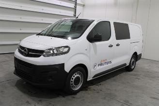 uszkodzony samochody osobowe Opel Vivaro  2022/11