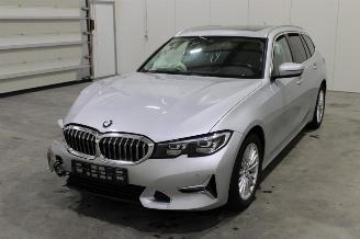 demontáž osobní automobily BMW 3-serie 318 2021/6