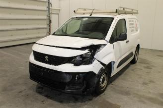 Unfallwagen Peugeot Partner  2020/3