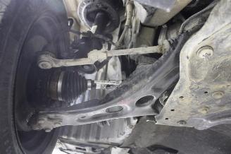 Peugeot 208  picture 17