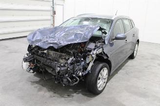 Voiture accidenté Renault Mégane Megane 2023/6