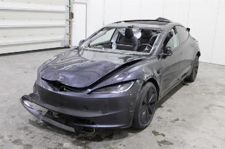 Schadeauto Tesla Model 3  2024/10