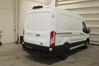 Ford Transit  picture 3