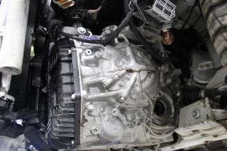 Peugeot 2008  picture 16