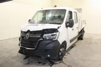 uszkodzony samochody osobowe Renault Master  2023/11