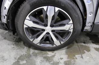 Peugeot 3008  picture 9