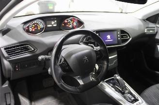 Peugeot 308  picture 10