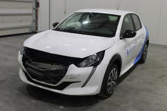 Schadeauto Peugeot 208  2023/10