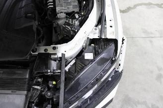 Volkswagen Touareg  picture 24