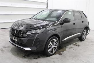Unfallwagen Peugeot 3008  2021/9