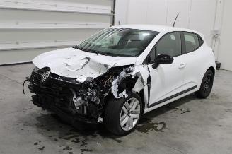 Unfallwagen Renault Clio  2024/6