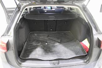 Volkswagen Golf  picture 21