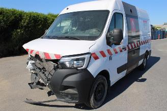 uszkodzony samochody osobowe Renault Master  2021/6