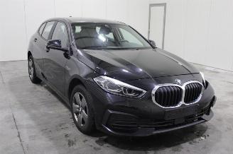 BMW 1-serie 116 picture 2