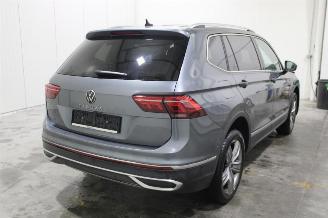 Volkswagen Tiguan Allspace picture 3