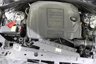 Land Rover Range Rover Velar  picture 16