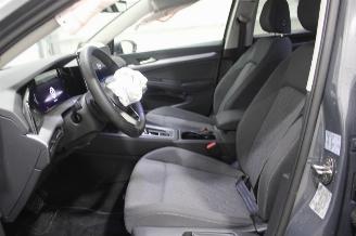 Volkswagen Golf  picture 9