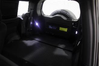 Land Rover Defender  picture 21