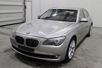 Schadeauto BMW 7-serie 730 2009/2