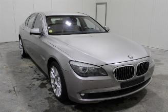 BMW 7-serie 730 picture 2