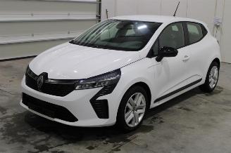 Schadeauto Renault Clio  2024/9