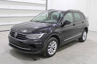 Unfallwagen Volkswagen Tiguan  2023/8