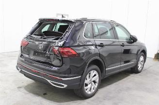 Volkswagen Tiguan  picture 3