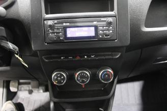 Renault Express  picture 12