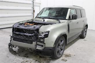 krockskadad bil auto Land Rover Defender  2023/9