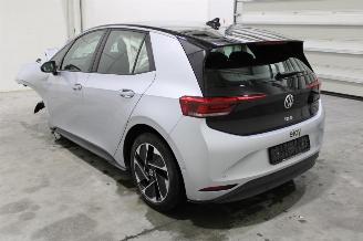 Volkswagen ID.3  picture 4