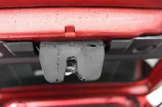 Peugeot 208  picture 22