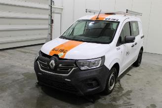 Damaged car Renault Kangoo  2023/12