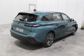 Peugeot 308  picture 3