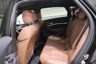 Audi E-tron  picture 11