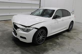 Schadeauto BMW 3-serie 318 2018/7