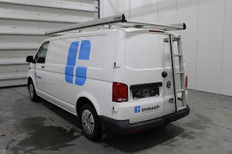 Volkswagen Transporter T6 picture 4